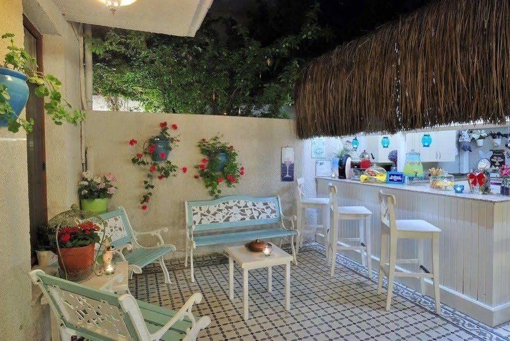 Peri Art Hotel อาเลอเจอติ ภายนอก รูปภาพ